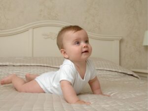 The Ultimate Guide for Selecting an Appropriate Baby Blanket